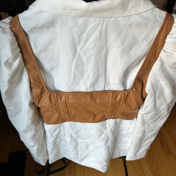 Pretty Little Thing Tan Faux Leather Bustier Layer - Picture 6 of 7